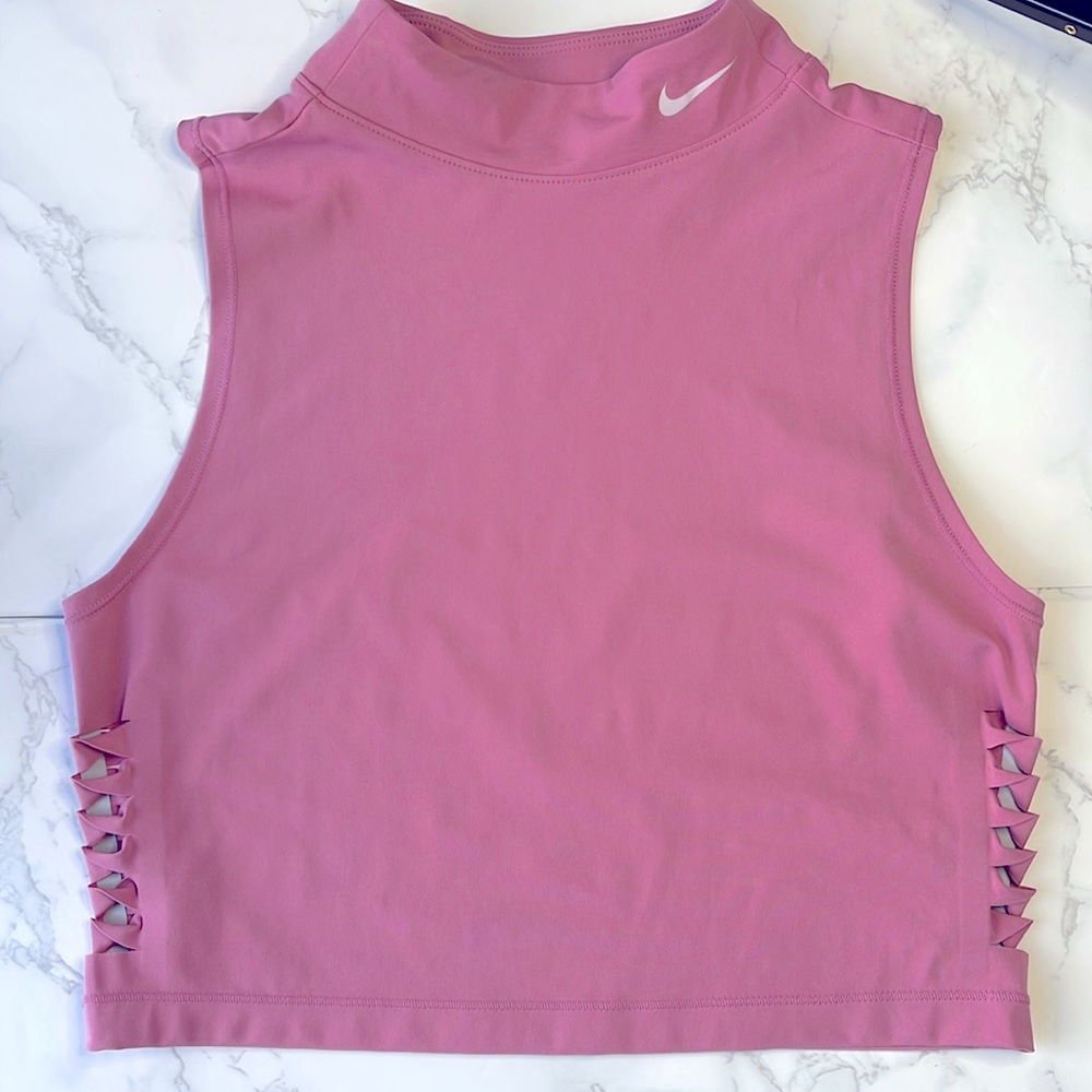 Nike Crop Turtle Neck